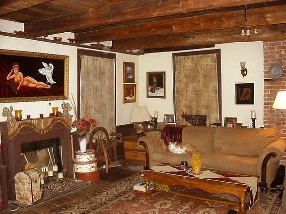 Living Room w/ cedar beams