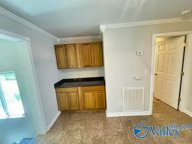 412 Ewing St NW — Photo 16