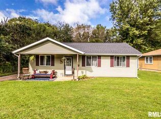 202 Frontenac Rd, Marquette Heights, IL 61554