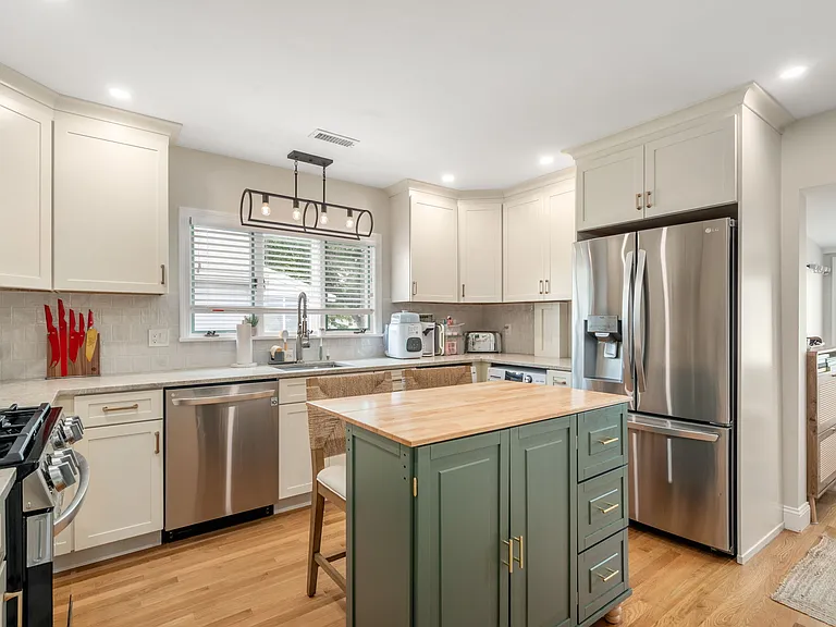 41 Winter St #2 — Photo 13