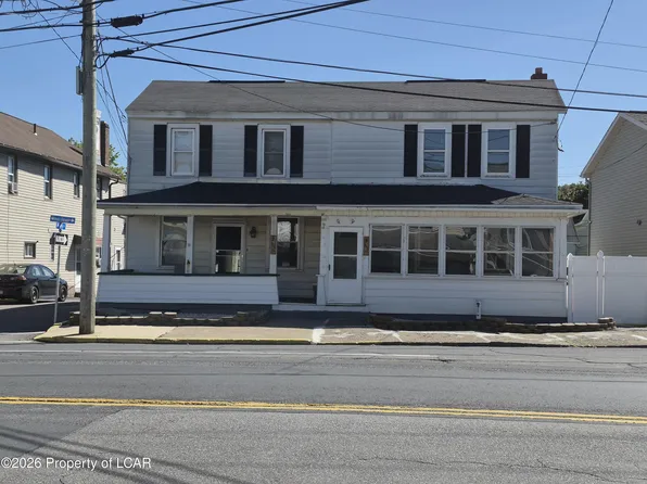 2 Tamaqua St, Beaver Meadows, PA 18216