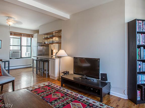 4th image of 115 Eastern Pkwy APT 5D