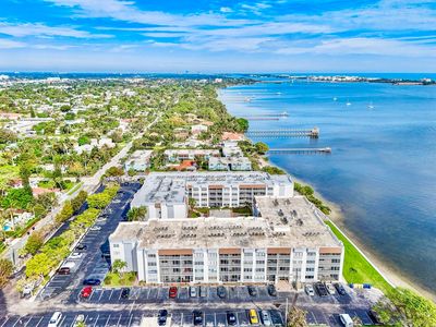 1516 S Lakeside Drive #312, Lake Worth, FL, 33460