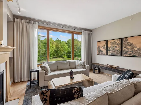 11460 Fairfield Rd W Unit 103, Hopkins, MN 55305