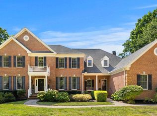 8 Dorothys Way, Bedford, NH 03110