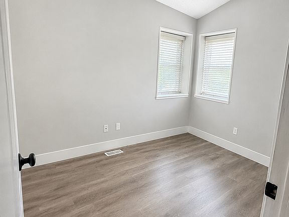 2nd image of 3215 Monica Dr