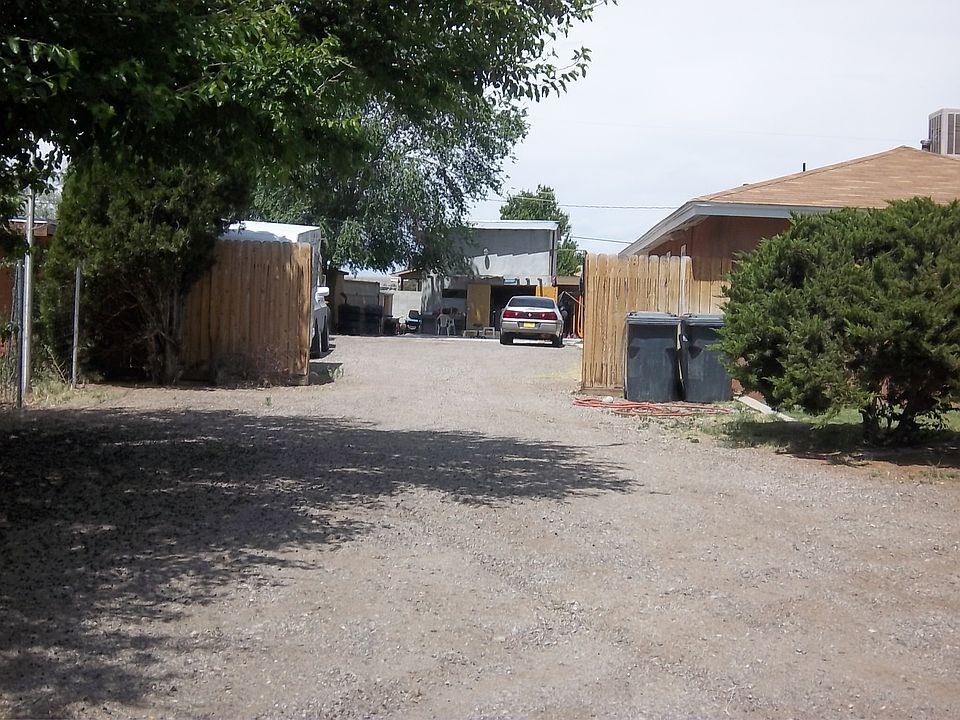 1st image of 5713 Wood Dr SW