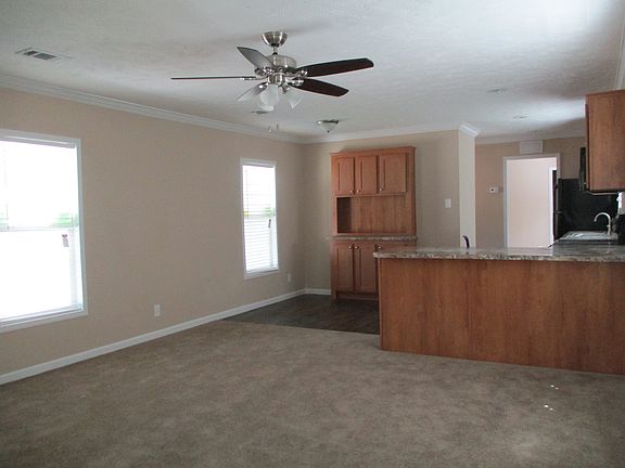 3rd image of 70 Cliff Dr