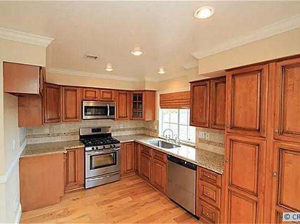 19801 Meadow Ridge Dr APT 8, Trabuco Canyon, CA 92679