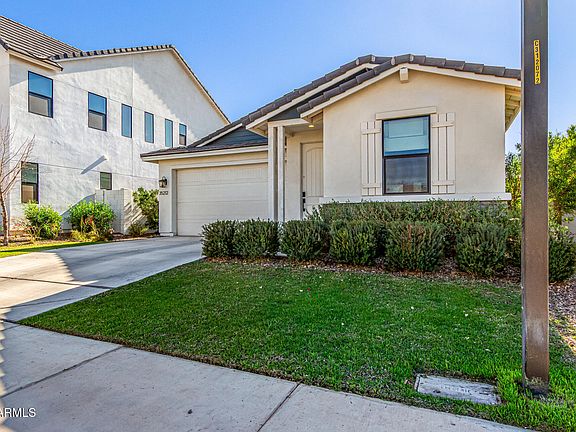 3rd image of 35212 N MAGNETTE Way