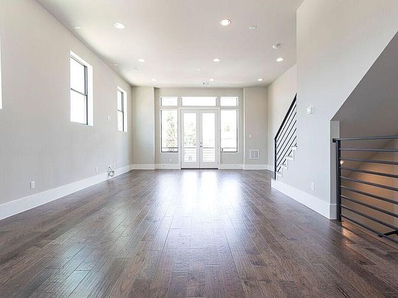 3rd image of 5703 Larkin St #A