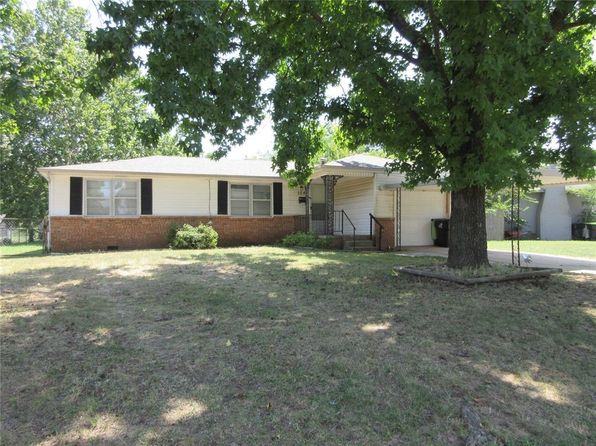 104 Robin Ln