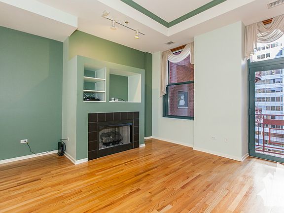 5th image of 208 W Washington St APT 1207B