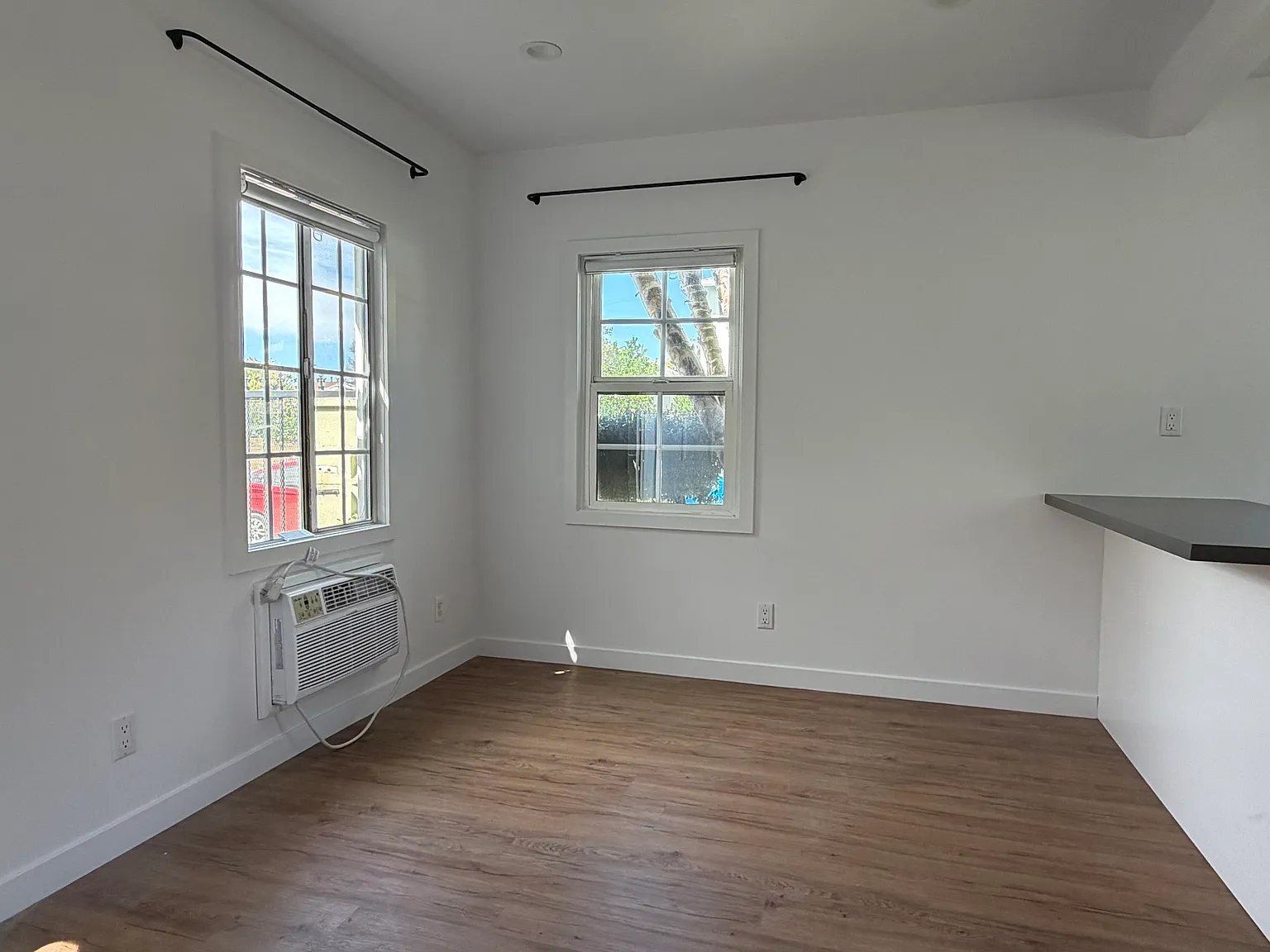 1 bed, 400 sqft, $1,750 — Photo 4