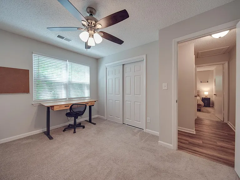 1052 Churchill Downs Ct #I — Photo 19