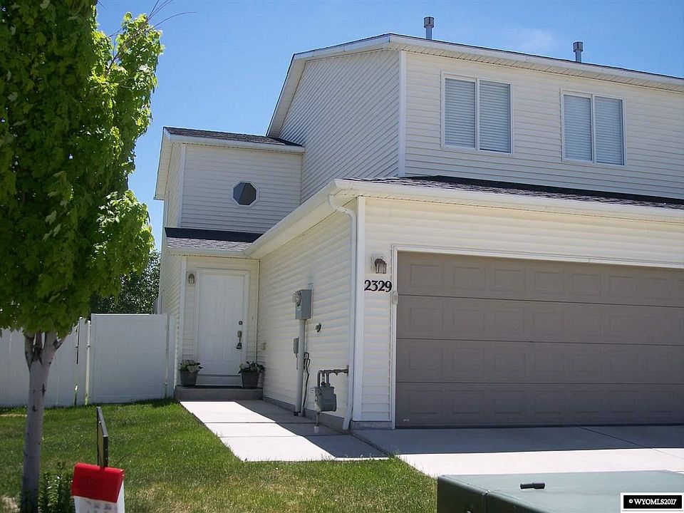 1st image of 2329 Westridge Dr