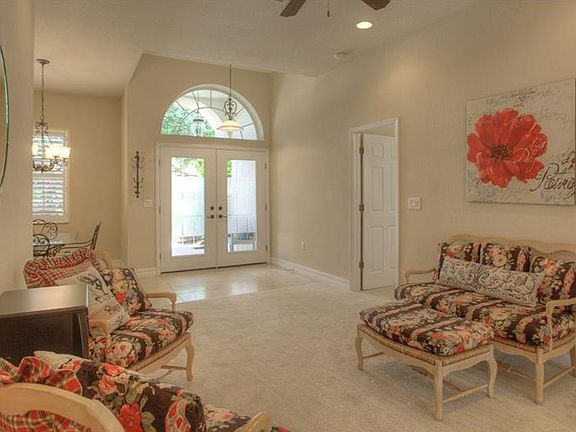 5th image of 12326 Woodlands Cir