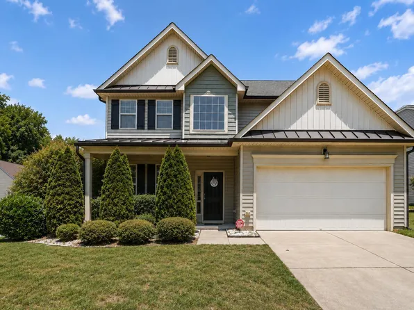 2703 Fern Willow Ct, Fuquay Varina, NC 27526
