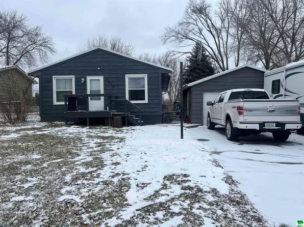 4614 Fillmore St, Sioux City, IA 51108