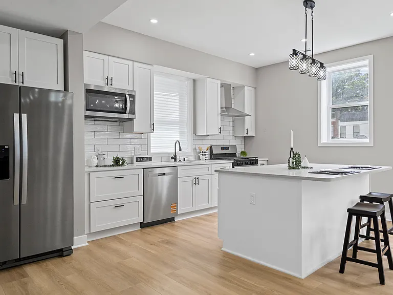 4029 Fairview Ave — Photo 8
