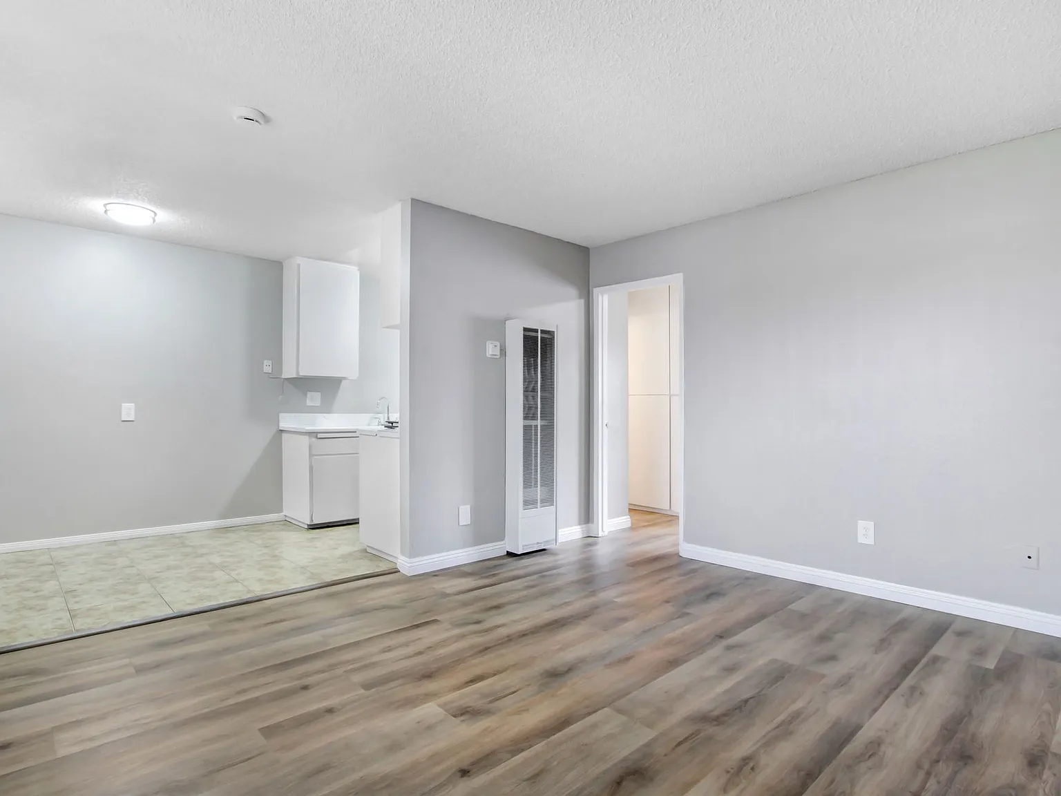 8919 Mango Ave — Photo 3