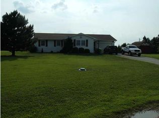 13819 109th Rd, Winfield, KS 67156