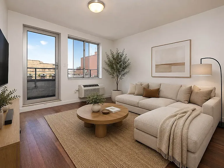 286 Stanhope St #5A — Photo 1