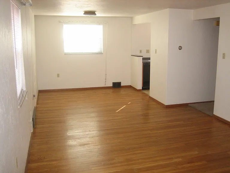 149 S Euclid Ave #1 — Photo 5
