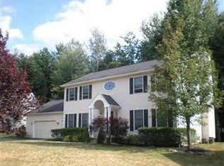 348 Deer Creek Trl, Cortland, OH