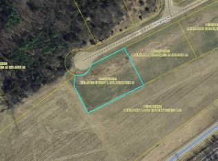 3476 Old Highway Rd, Muscatine, IA 52761