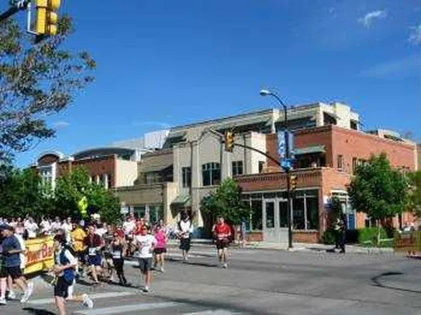 1949 Pearl St, Boulder, CO 80304