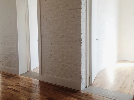 Rented by In Haus LLC | media 31