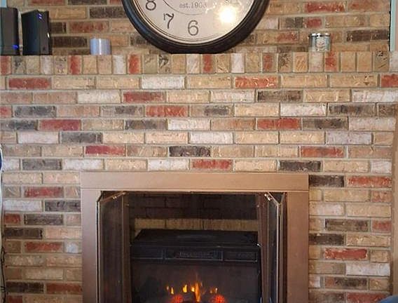 4th image of 161 Meadowbrook Ln