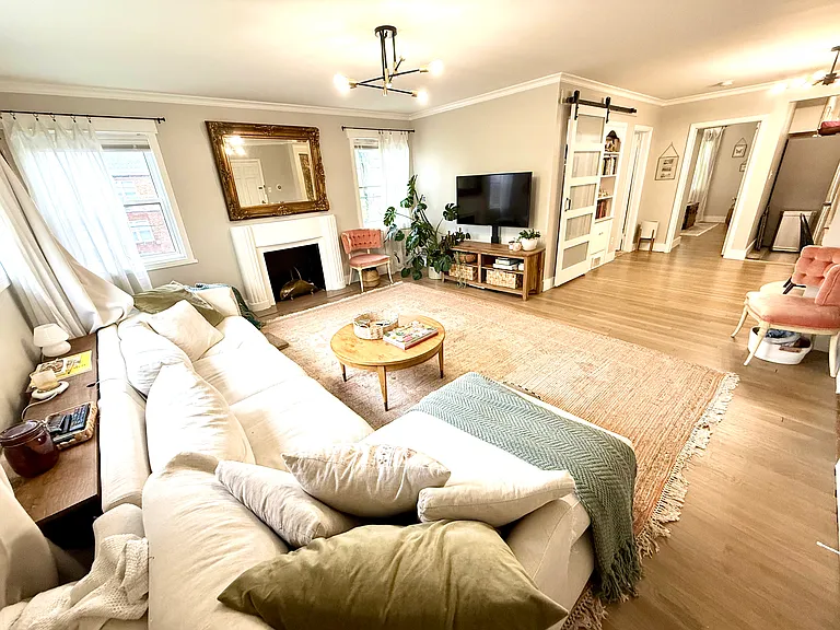 1686 Westwood Ave #D — Photo 6