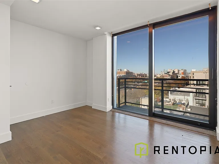 125 Borinquen Pl #609 — Photo 7