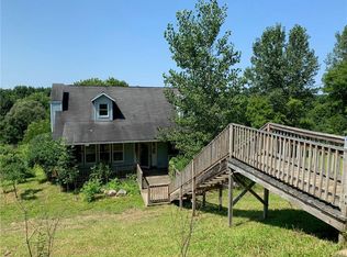8845 Plainville Rd, Baldwinsville, NY 13027