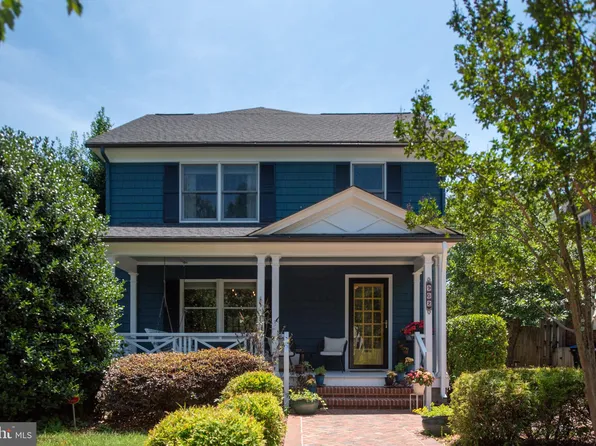 902 Sylvania Ave, Fredericksburg, VA 22401