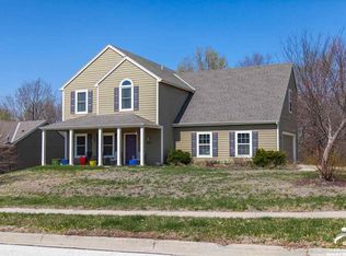 2122 E 17th St, Lawrence, KS 66044