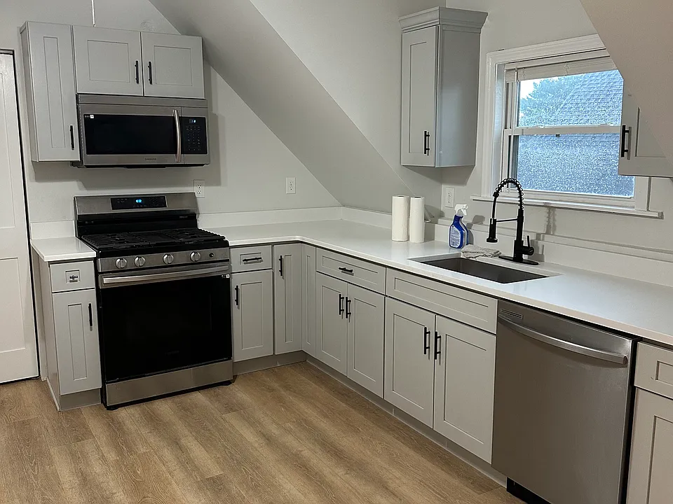 283 Eastern Ave #3
