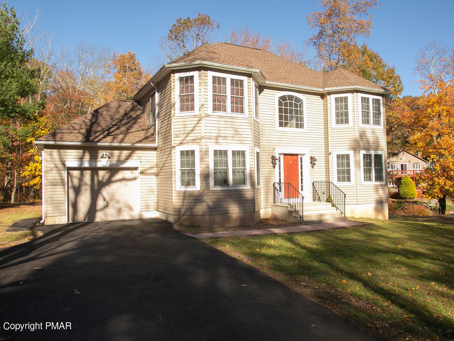 1369 Sullivan Trl, Scotrun, PA 18355 Zillow