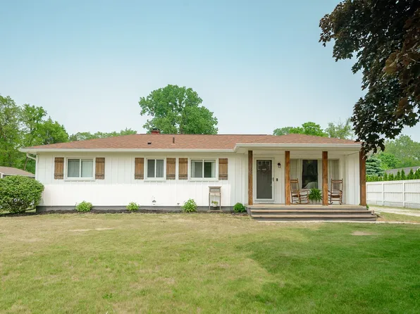 40302 Robbe Rd, Van Buren Township, MI 48111