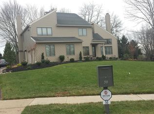 50 Berrywood Ln, Dresher, PA 19025
