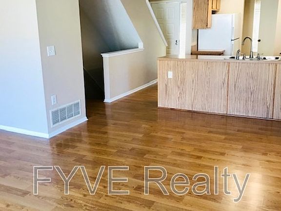 2nd image of 2648 Cedar Lake Dr