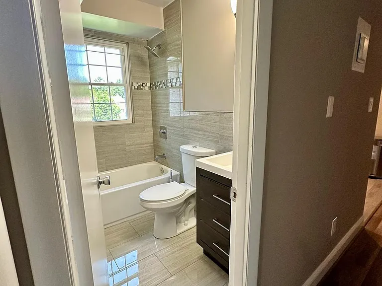 11908 Tarragon Rd #L — Photo 12