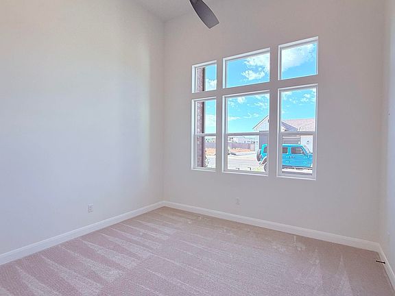 3rd image of 442 W Rosina Cir