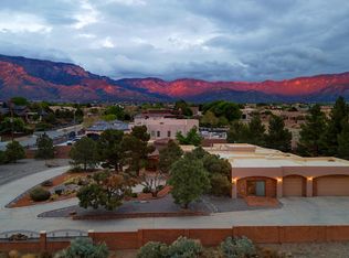 10510 Ranchitos Ave NE, Albuquerque, NM 87122