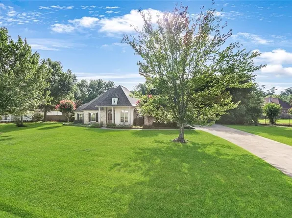 112 Dominion Blvd, Madisonville, LA 70447