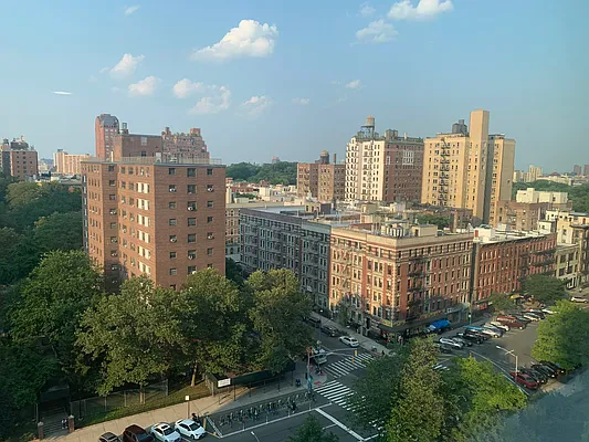 Rented by Brown Harris Stevens | media 32