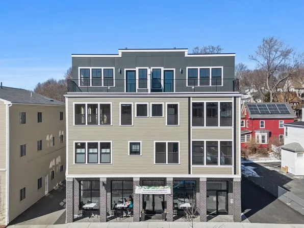 421 High St #203B, Medford, MA 02155