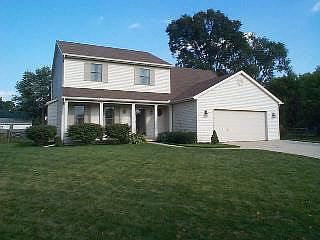 1st image of 8412 Crabapple Dr